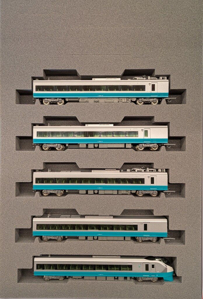 関水金属 KATO Nゲージ E657系<E653系リバイバルカラー 緑 > 10両セット 特別企画品 10-1878