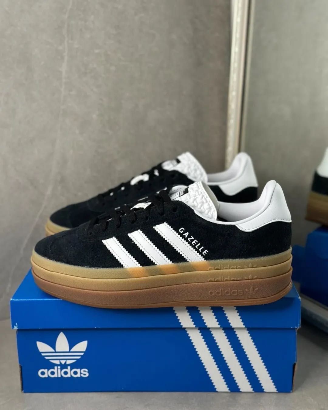 新品 adidas GAZELLE BOLD W IE0876 ブラック #1