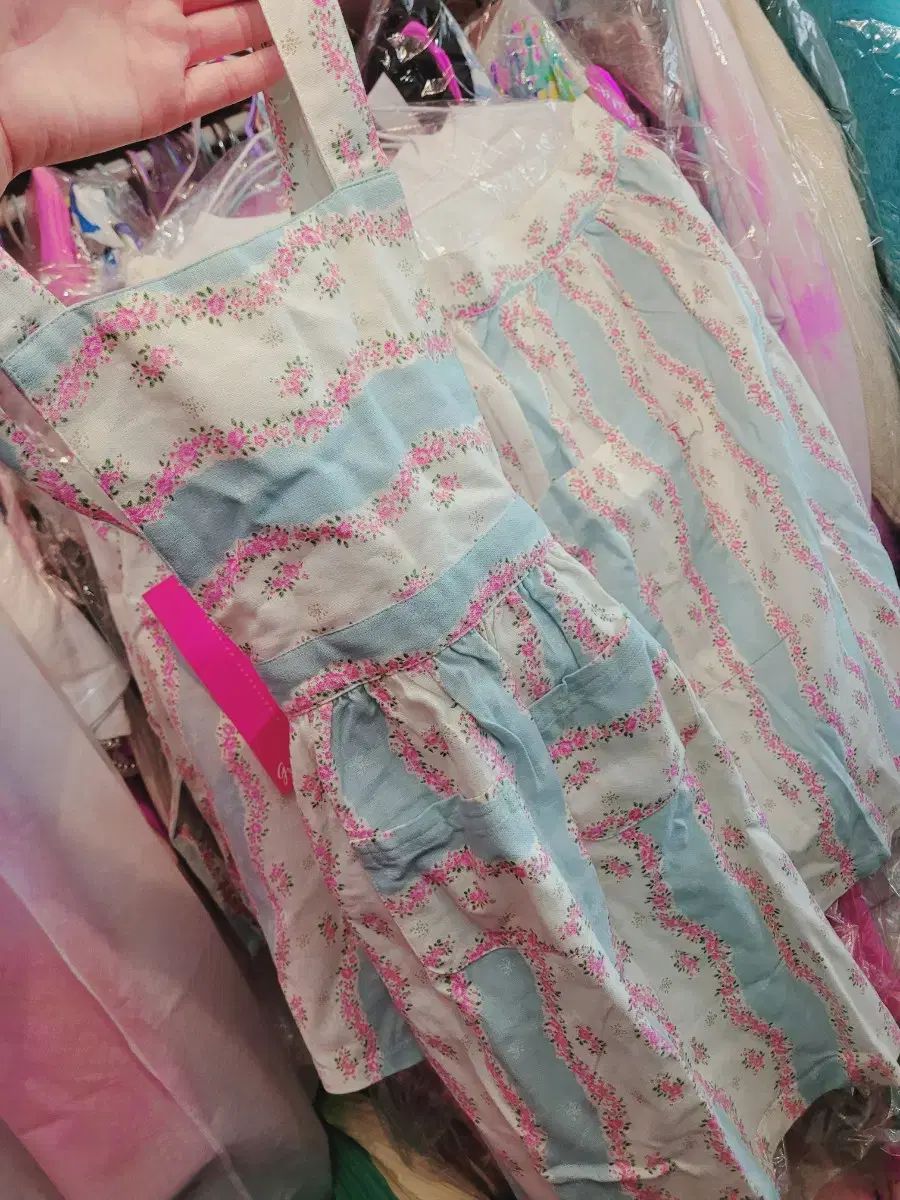 輸入エプロン