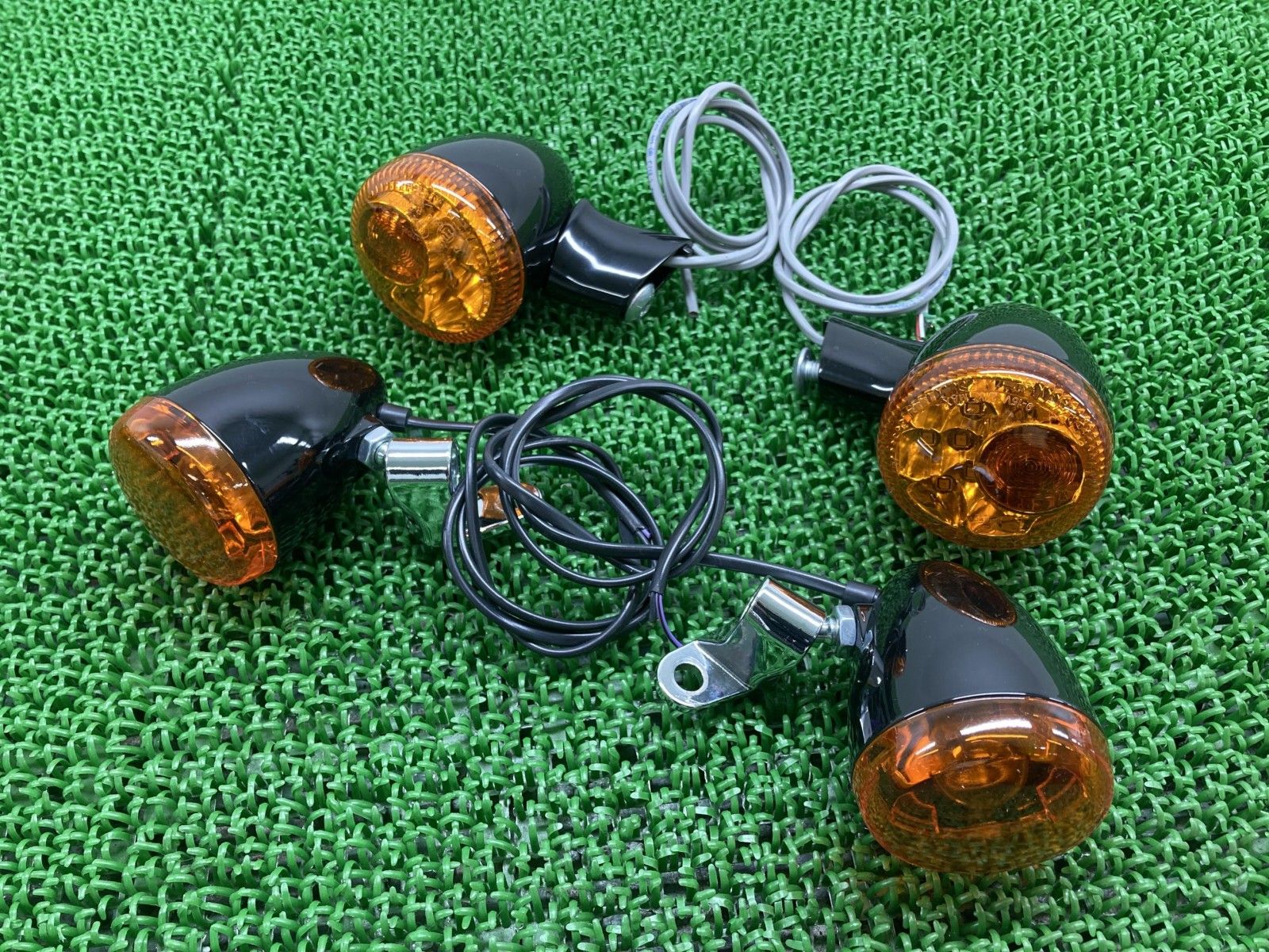 FLSTFB1580 ウインカー 黒 ハーレー 純正 バイク 部品 ファットボーイロー コケキズ無し 修復素材に 車検 Genuine 【中古】 88 FLSTFB1580 ウインカー 黒 ハーレー 純正 バイク 部品 ファットボーイ