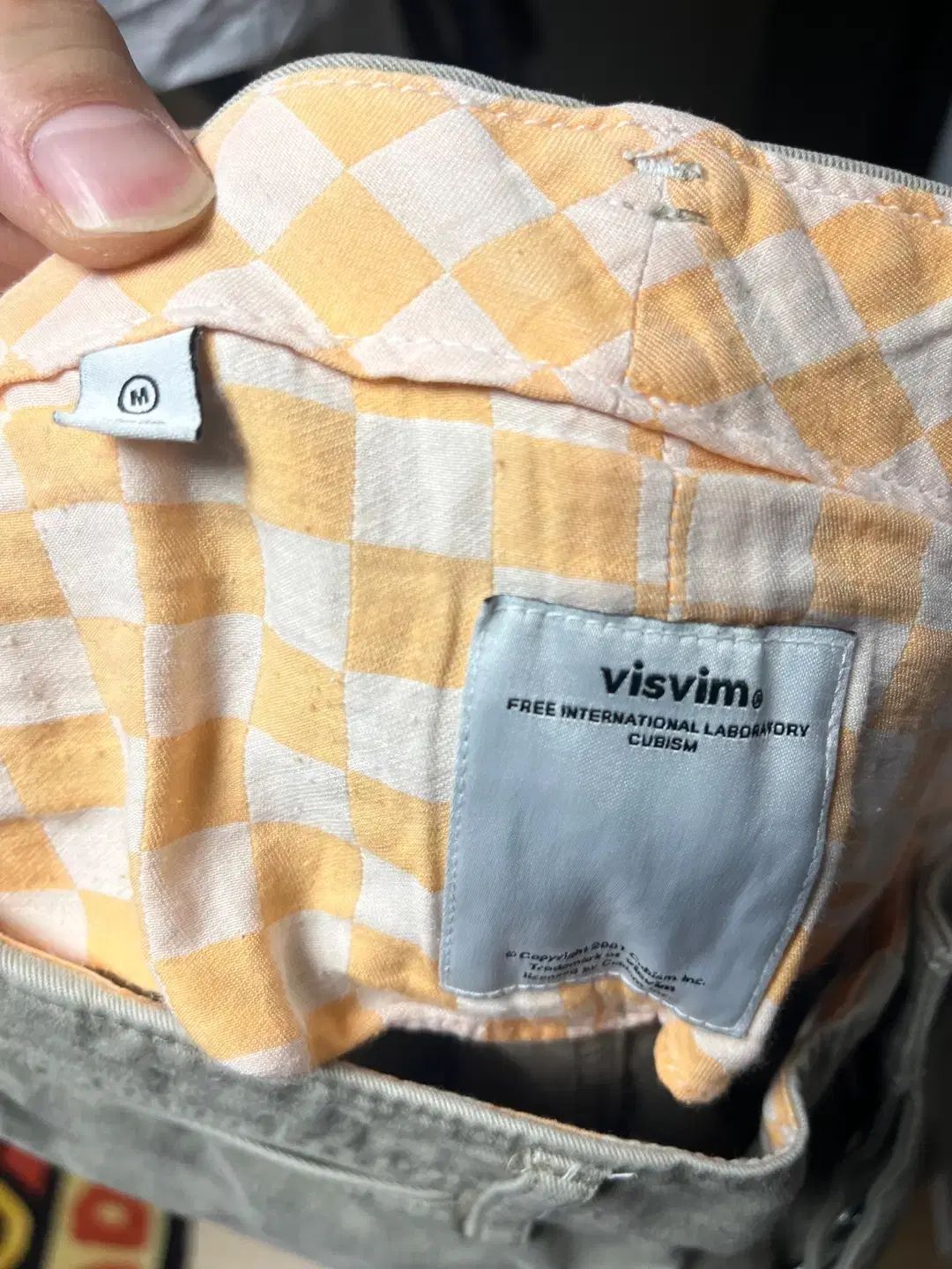 visvim ベージュ チノパン visvim ベージュ チノパン サイズ1 クロップドパンツ - メルカリ