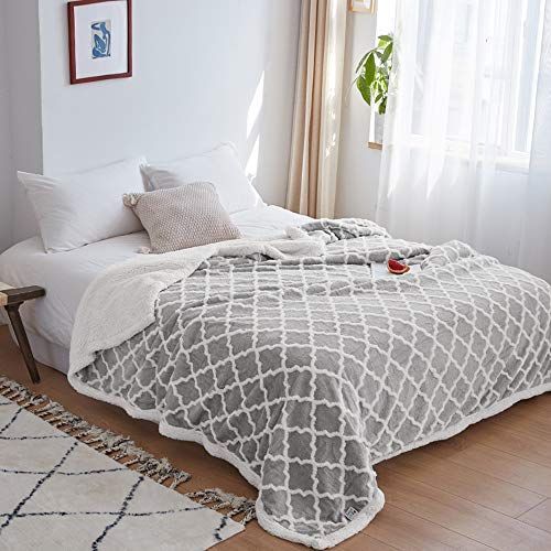 西川 毛布 シングル 冬  掛け毛布 2枚合わせ 140×200cm 洗える ノースツリー柄 ネイビー マイ dショッピング |西川 毛布 シングル 吸湿発熱わた入り フランネル 2枚