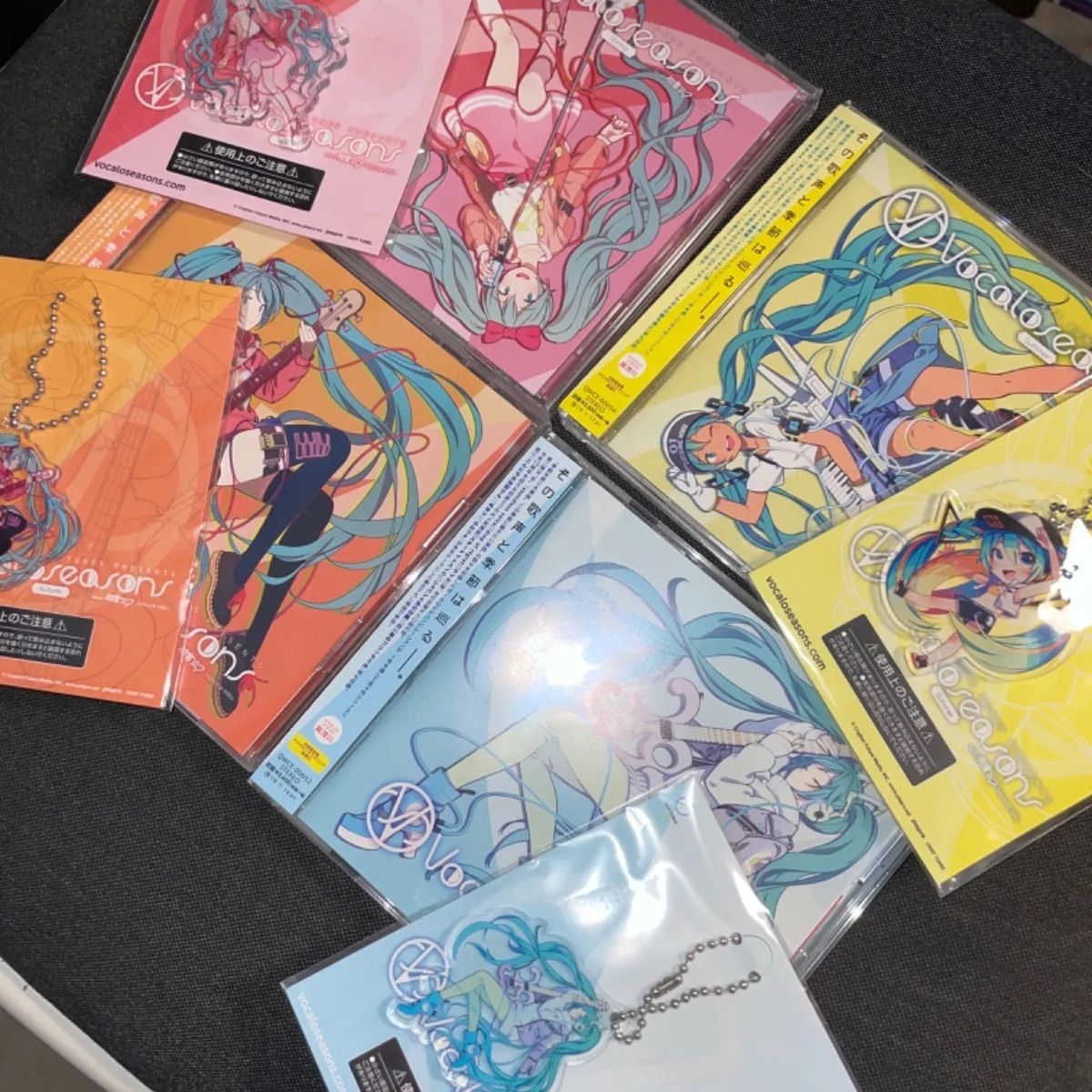 S1705) EXIT TUNES PRESENTS Vocaloseasons vocaloseasons CD spring