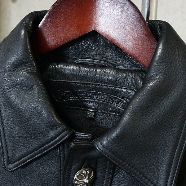 並行輸入 クロムハーツ柄ロゴ・ジャケット（L） CHROME HEARTS 銀座店 クロムハーツ クラシックジーン クロスボタン