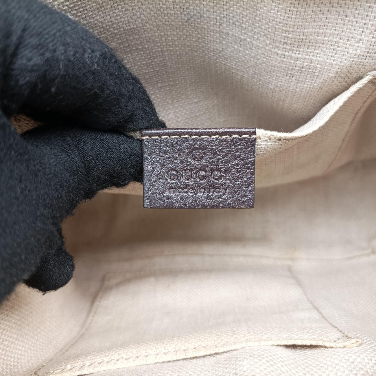 グッチGucciビー ウェブマルチ