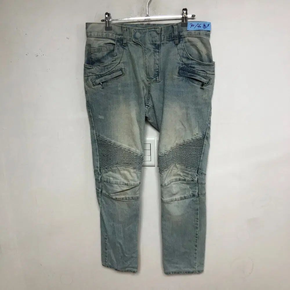 BALMAIN(バルマン) メンズ デニム 30 インチ@ 9900 - メルカリ