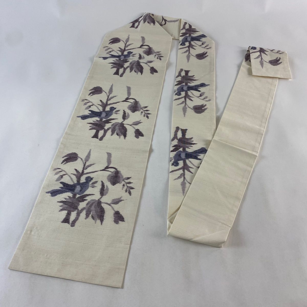 1本限り！新品未仕立 塩瀬生地 染九寸名古屋帯 クリスマス柄④ 手縫仕立代込 帯 名古屋帯 九寸名古屋帯 塩瀬名古屋 染め帯 仕立て込 オフホワイト