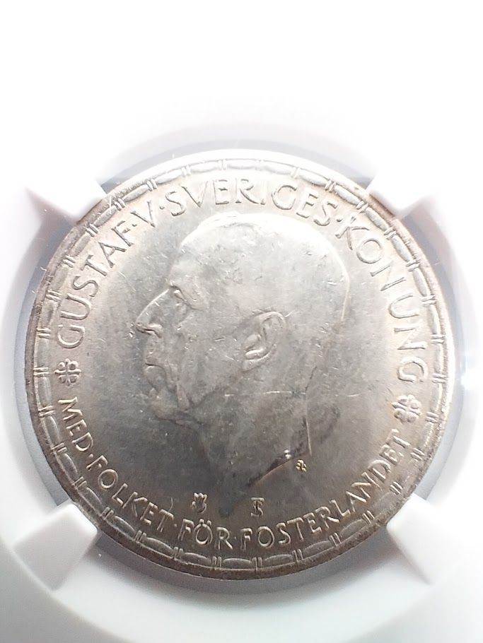 NGC MS62 1947TS スウェーデン 2K銀貨 - メルカリ