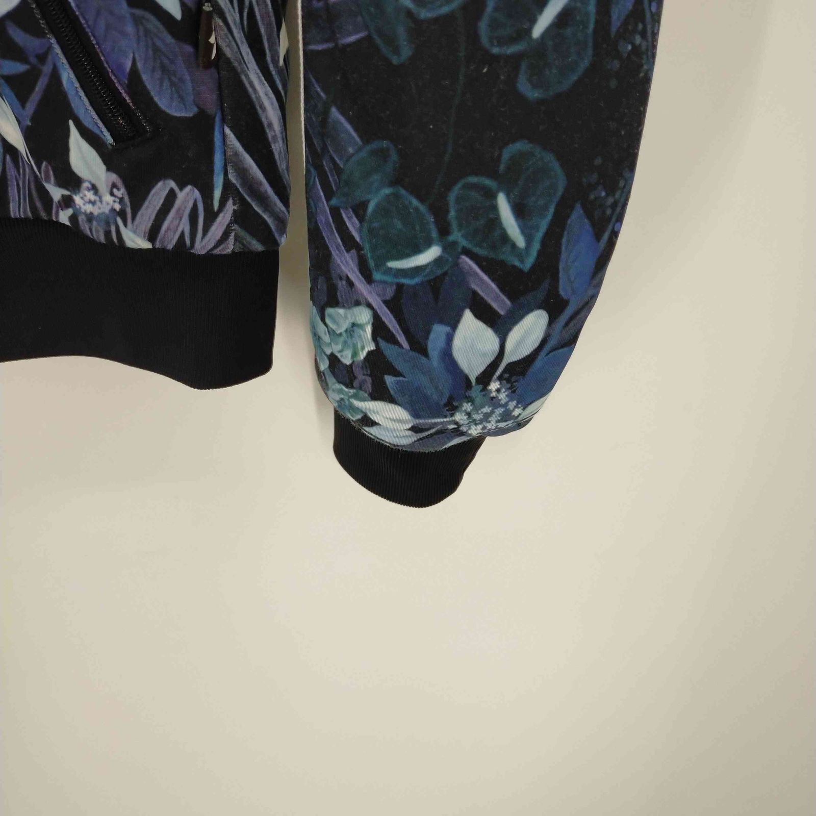 adidas Originals Romantic Woods セットアップ　S adidas Originals Romantic Woods セットアップ S adidas