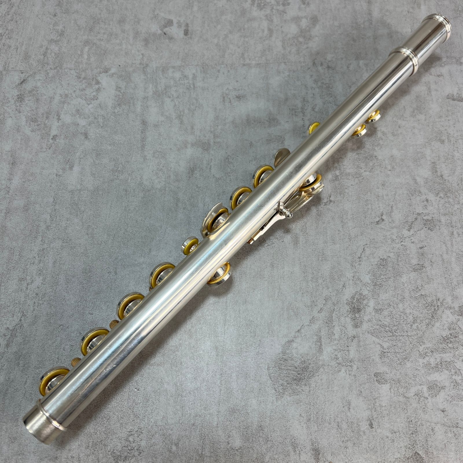 【送料無料（一部地域を除く）】 SANKYOシルバーソニックフルート管体銀製カバードキィ オフセット 管楽器・吹奏楽器