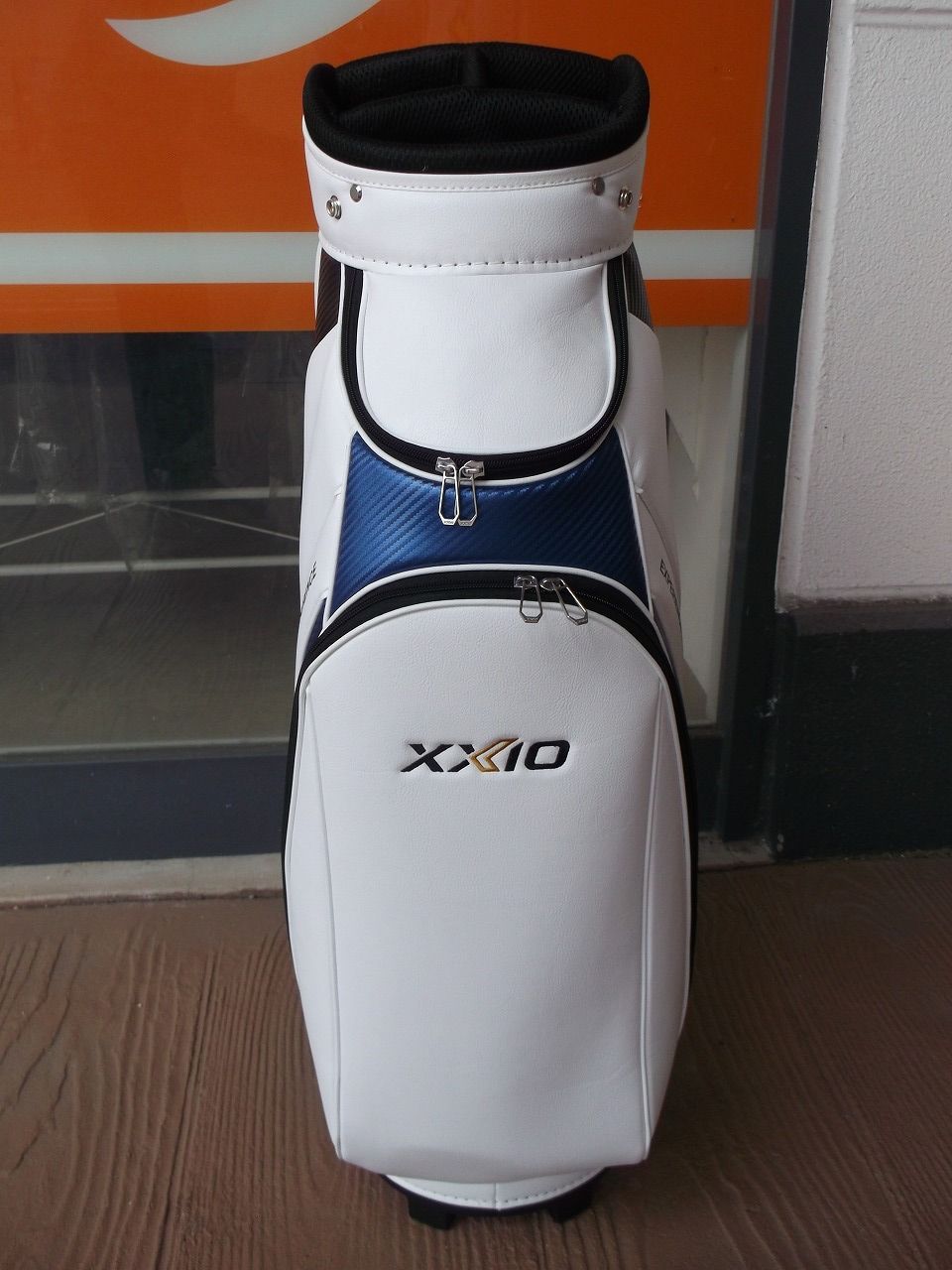 ダンロップ ゼクシオ キャディバッグ 9.5型 GGC-X161 ホワイト