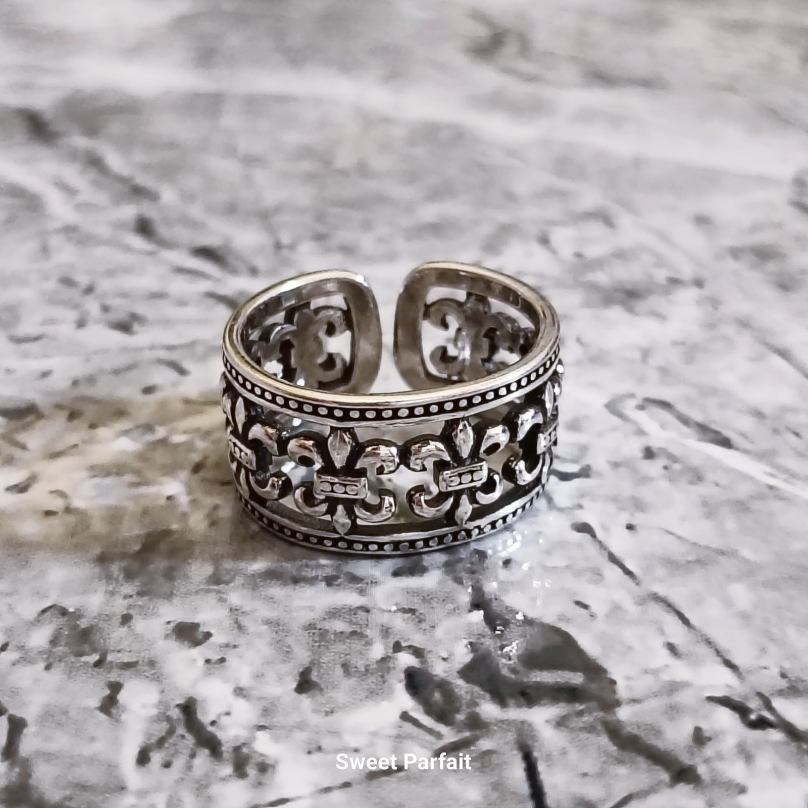 クロムハーツ フローラルクロスリング 23号 クロムハーツ フローラル