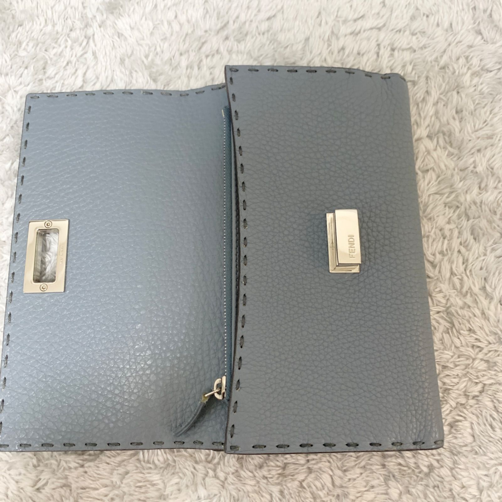 極美品】フェンディ 財布 箱付き 長財布 ピーカブ セレリア 本革 
