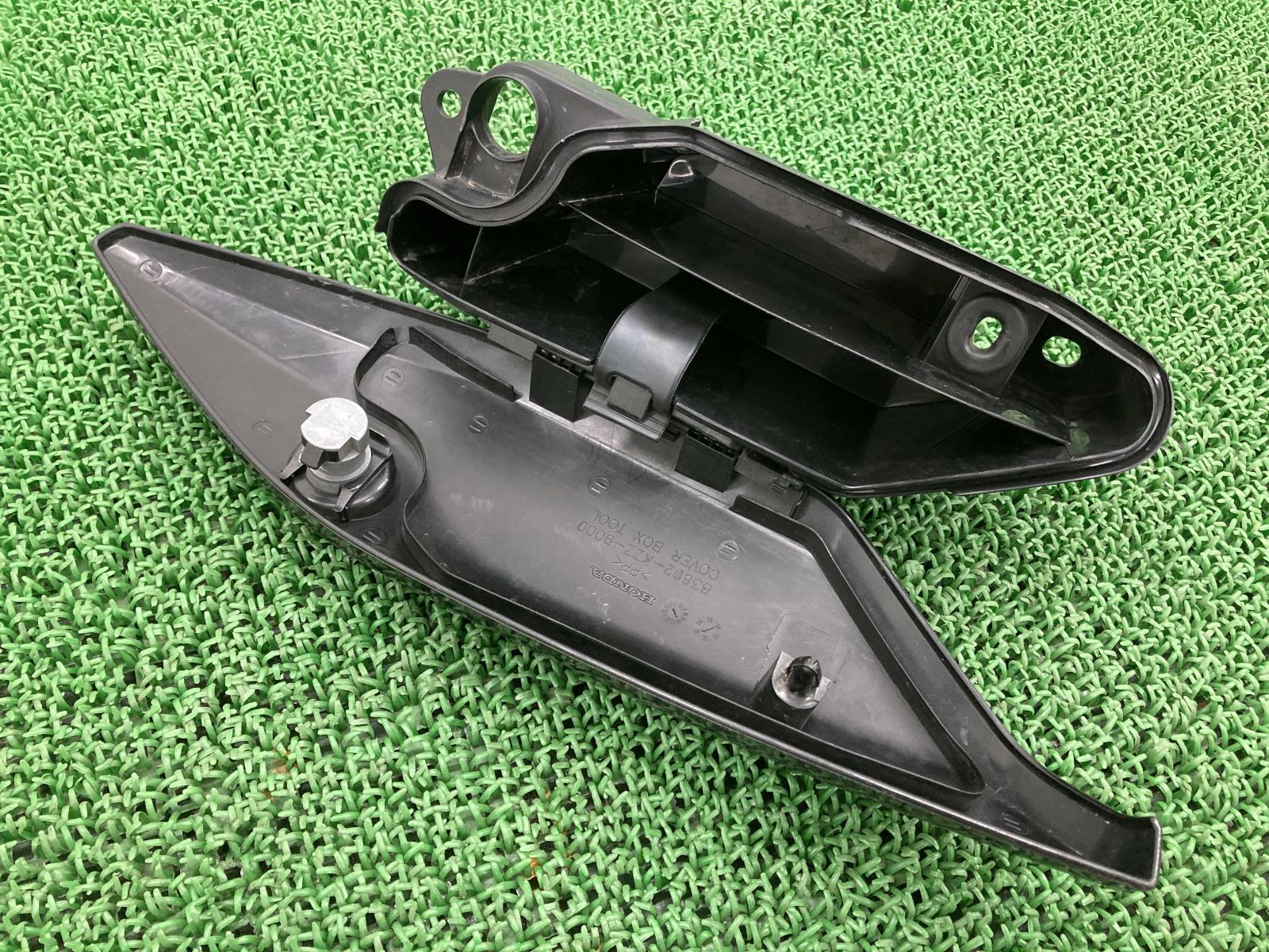 CRF250L ツールボックス 黒 KZZ ホンダ 純正 中古 バイク 部品 MD38