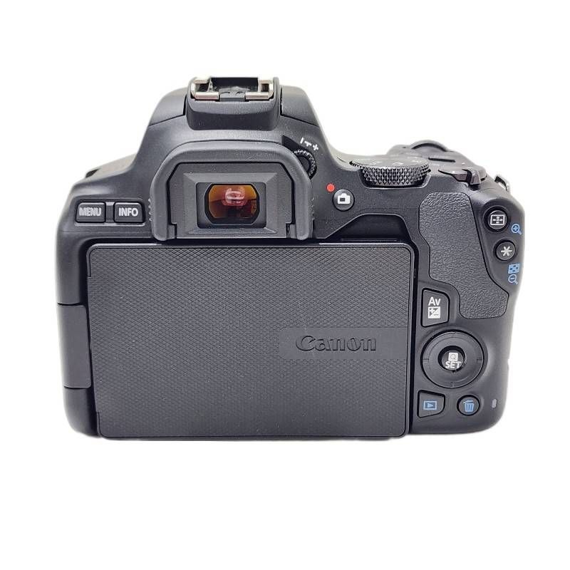 一眼レフ Canon EOS Kiss X10i ダブルズームキット - ビデオカメラ