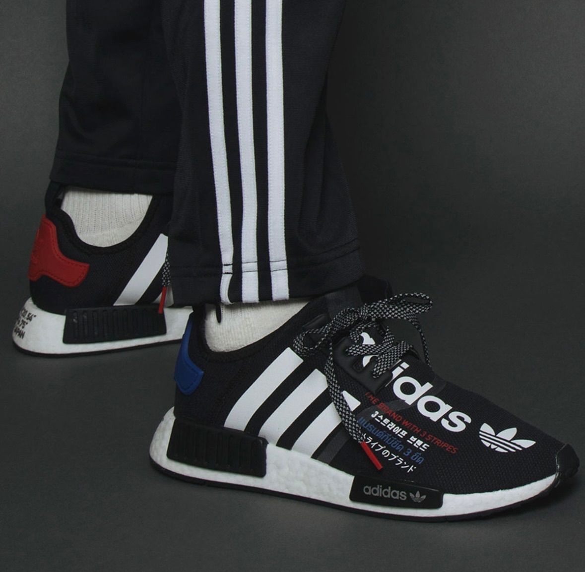 adidas アディダス NMD R-1 atmos 