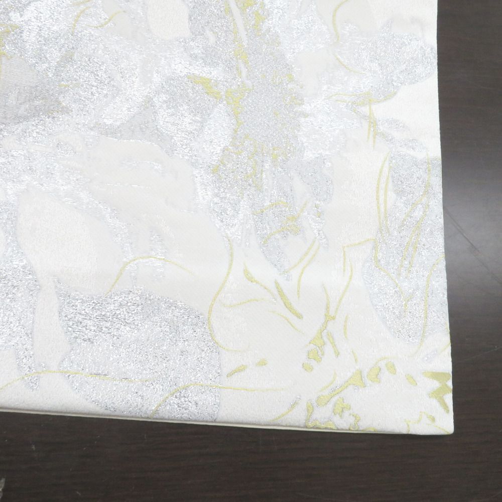 袋帯 振袖用 ホワイト×シルバー×ゴールド 花 六通柄 ポリエステル