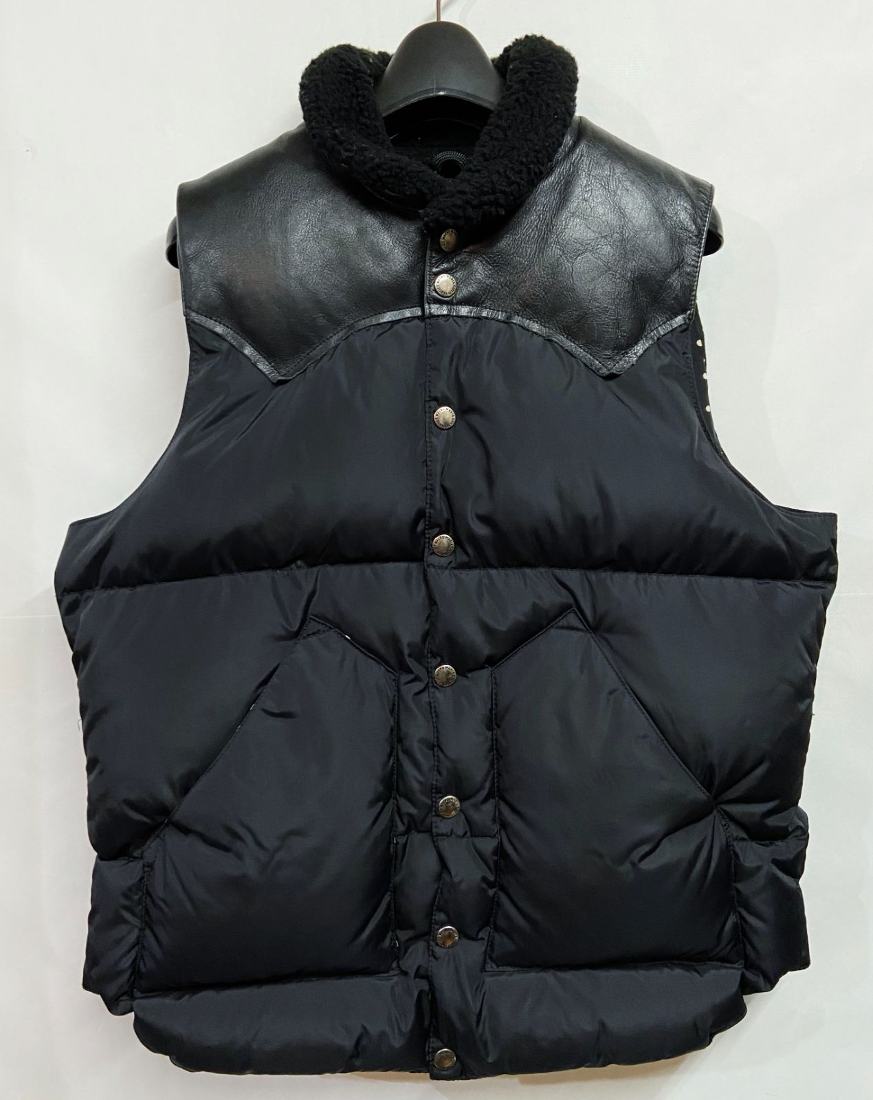 ロッキーマウンテン　ワコマリア　ダウンベスト WACKO MARIA x Rocky Mountain Featherbed｜ワコマリア ロッキー