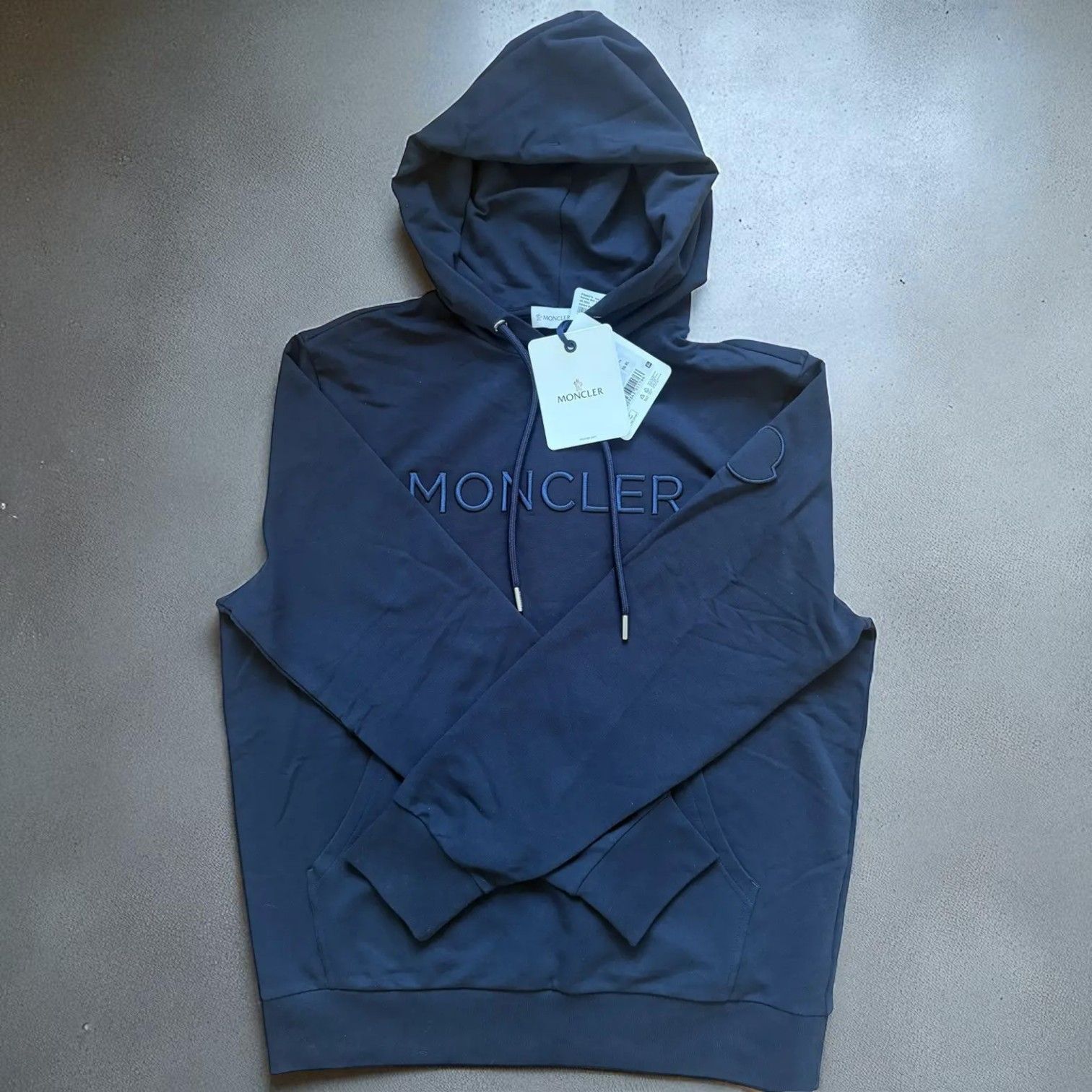 定価12万円！！☆新品未使用タグ付き☆ MONCLER Embroidery Logo