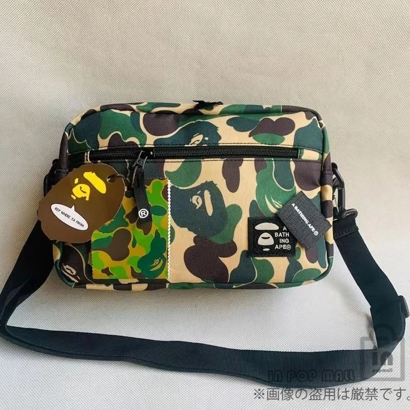 BAPE A BATHING APE ショルダーバッグ 迷彩 ノベルティ カラビナ めいさい マンハッタンポーテージ ショルダーバッグ