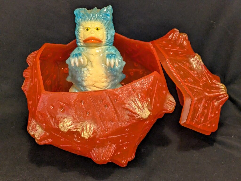 M1号 ガラダマ(クリアレッド成型/ガラモン蓄光×メタ青) - メルカリ