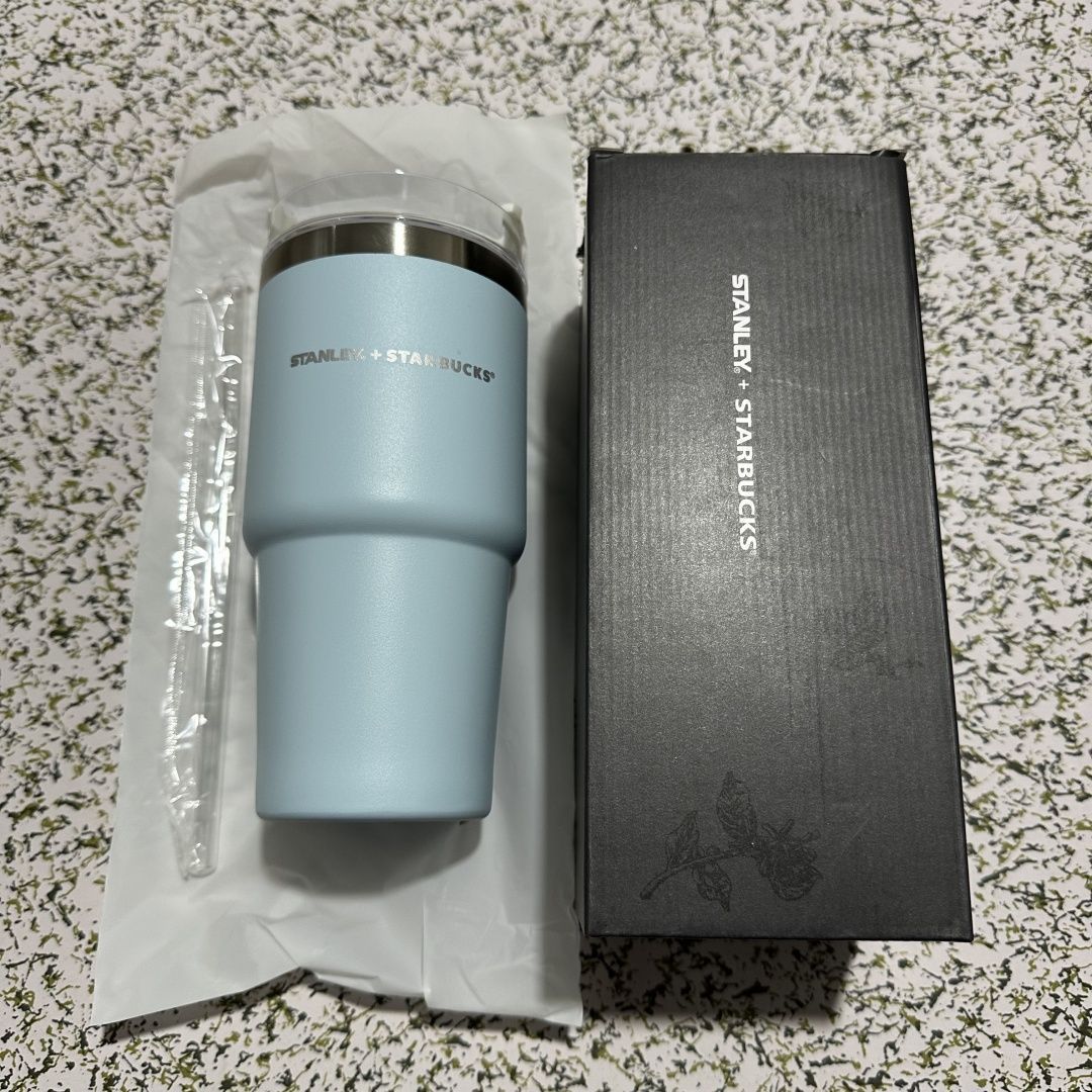 【新品 メルカリ便】スターバックス × スタンレー タンブラー 限定ブルーグレー 新品 スターバックス スタンレー タンブラー 591ml ブルー