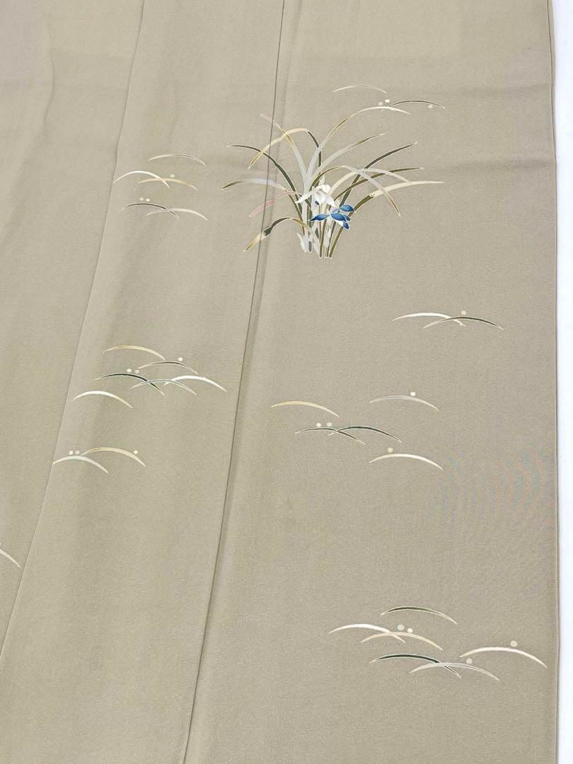 本加賀友禅 柿本一郎 訪問着 落款入 露芝 菖蒲 花 正絹 X543 本加賀友禅 柿本一郎 訪問着 落款入 露芝 菖蒲 花 正絹 - メルカリ