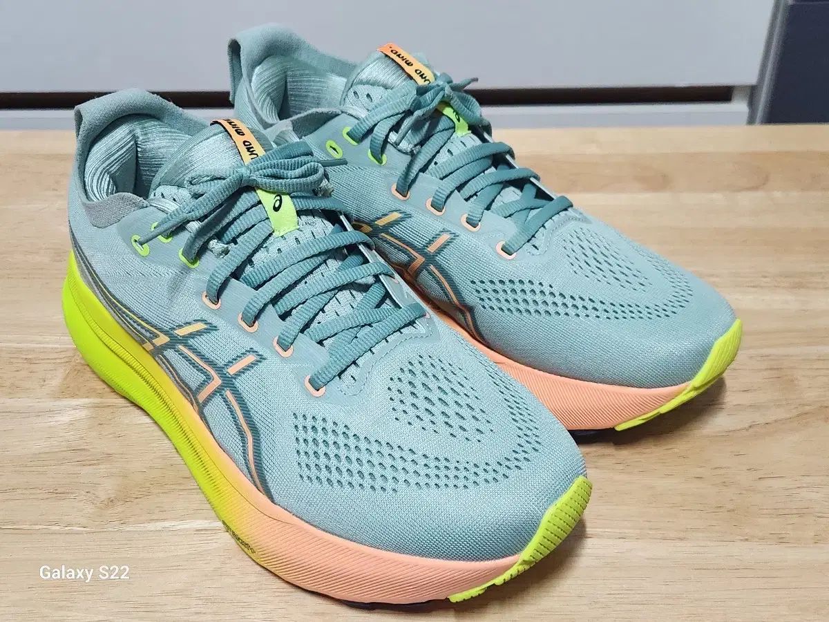 Asics アシックス ゲル カヤノ 31 ランニングシューズ