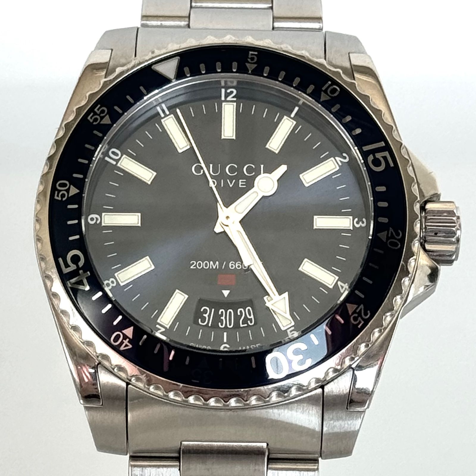 【希少】グッチ　GUCCI　136.3　YA136311　ダイブ　シェリー　クォーツ　ネイビー　デイト表示 希少】グッチ GUCCI 136.3 YA136311 ダイブ シェリー クォーツ