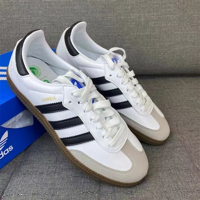 値下げします 新品未使用 SAMBA OG アディダス サンバ ホワイト Adidas Originals Samba white 男女兼用  並行輸入品 - メルカリ