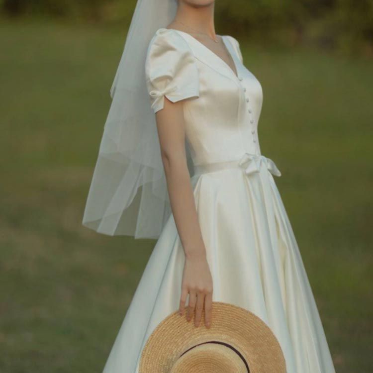 ウエディングドレス ウェディングドレス 袖あり 半袖 ドレス Aライン V