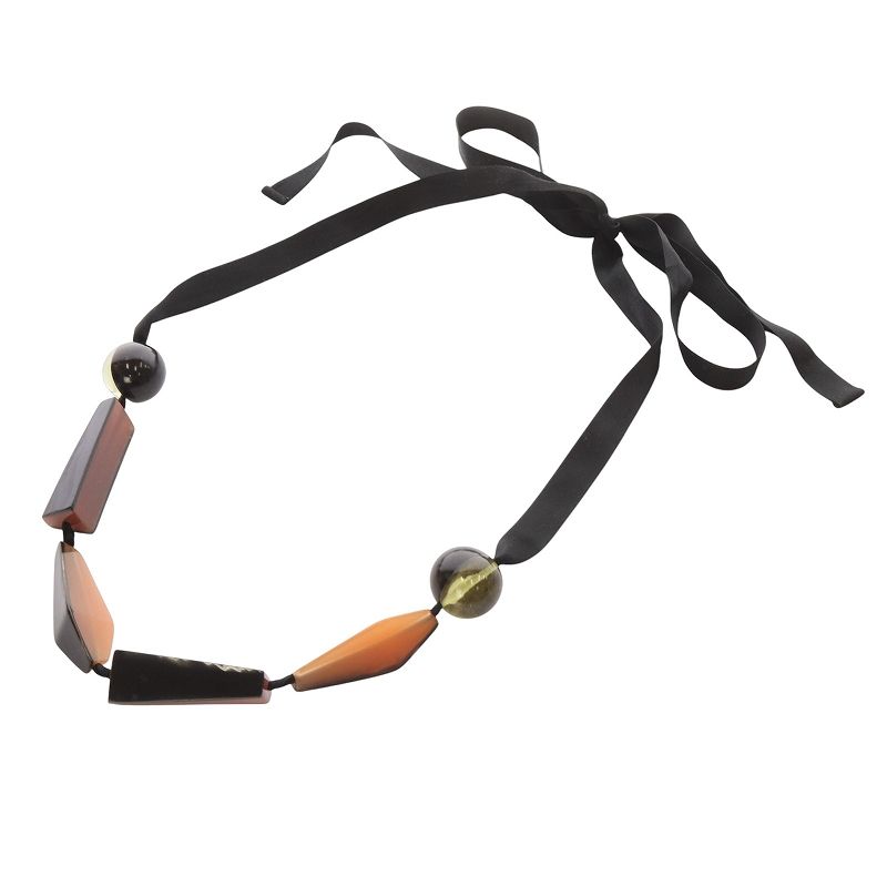 マルニ リボンネックレス 黒 ブラック 茶色 ブラウン 黒 - メルカリ