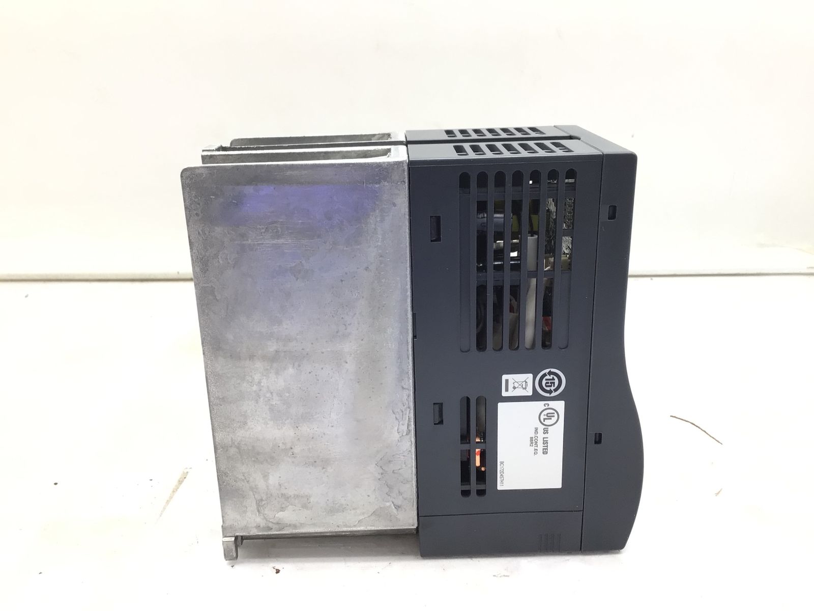 FR-BU2-15K IT6VG92AFU0W