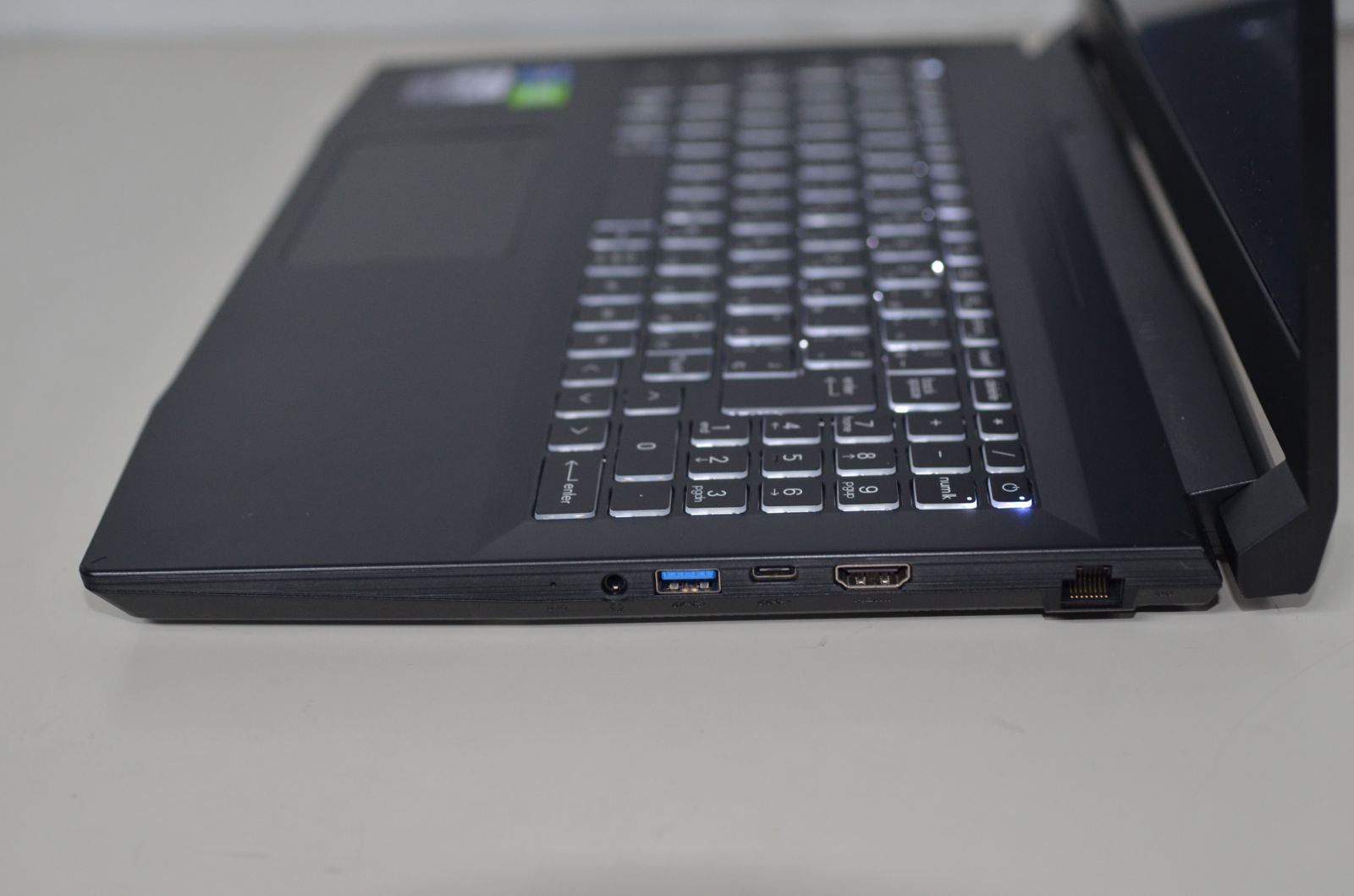 現状品 訳ありゲーミングPC MIS WE66-11UI Windows11 高性能core i7-11800H メモリ16GB 爆速SSD512GB NVIDIA T1200 Laptop GPU 現状品 訳ありゲーミングPC MIS WE66-11UI Windows11 高性能core i7