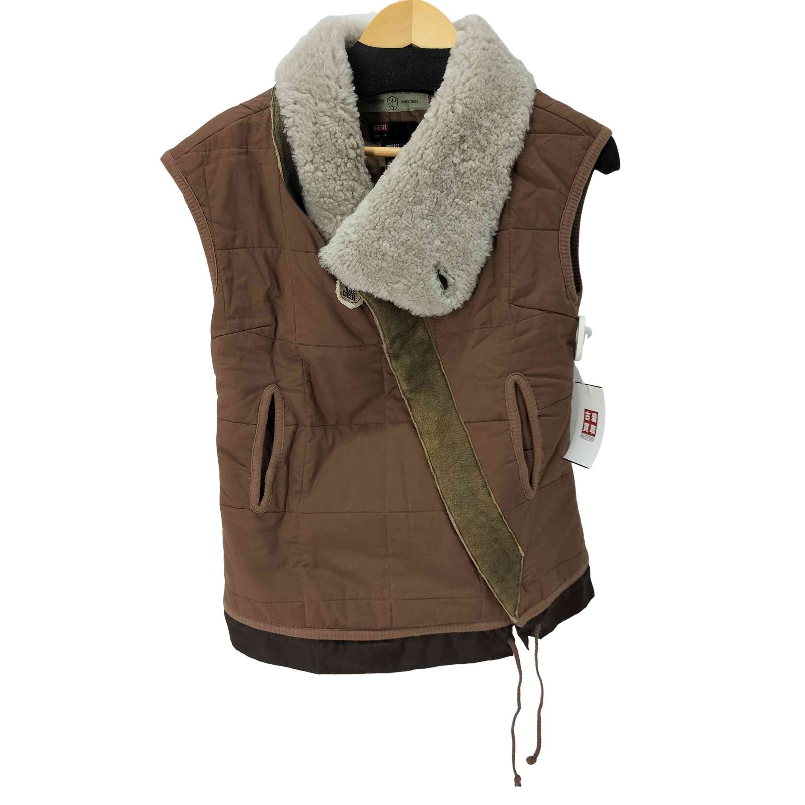 ディーゼル DIESEL ベスト 000000035646-01-l.jpg?t=