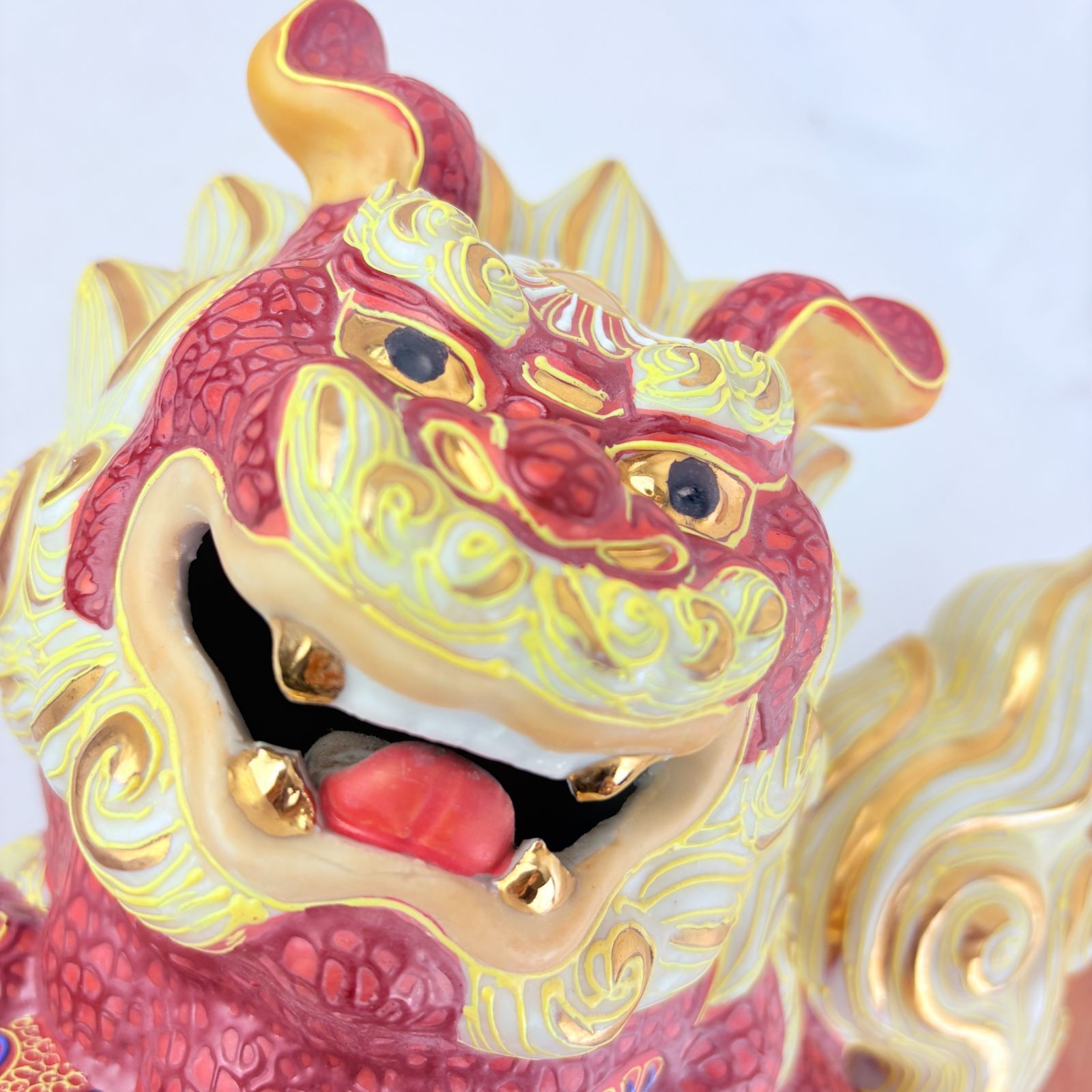 九谷焼 狛犬（獅子） 置物（台座付き）昭和 レトロ 九谷焼き