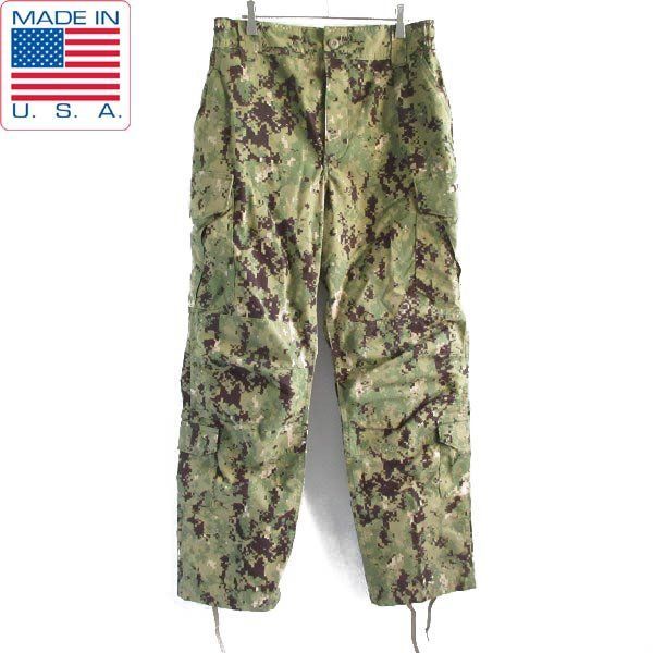 実物 米軍 US NAVY NWU AOR2 迷彩 TYPE3 コンバットパンツ M-R デジカモ カーゴ パンツ サバゲー アメリカ製 D150-25-0049ZV