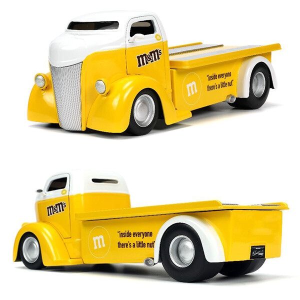 新品 🇺🇸 JADA TOYS 1:24 M&M’S YELLOW & 1947 FORD COE FLATBED  ミニカー  エムアンドエムズ イエロー チョコレート フィギュア フォード アメリカン雑貨 コレクション