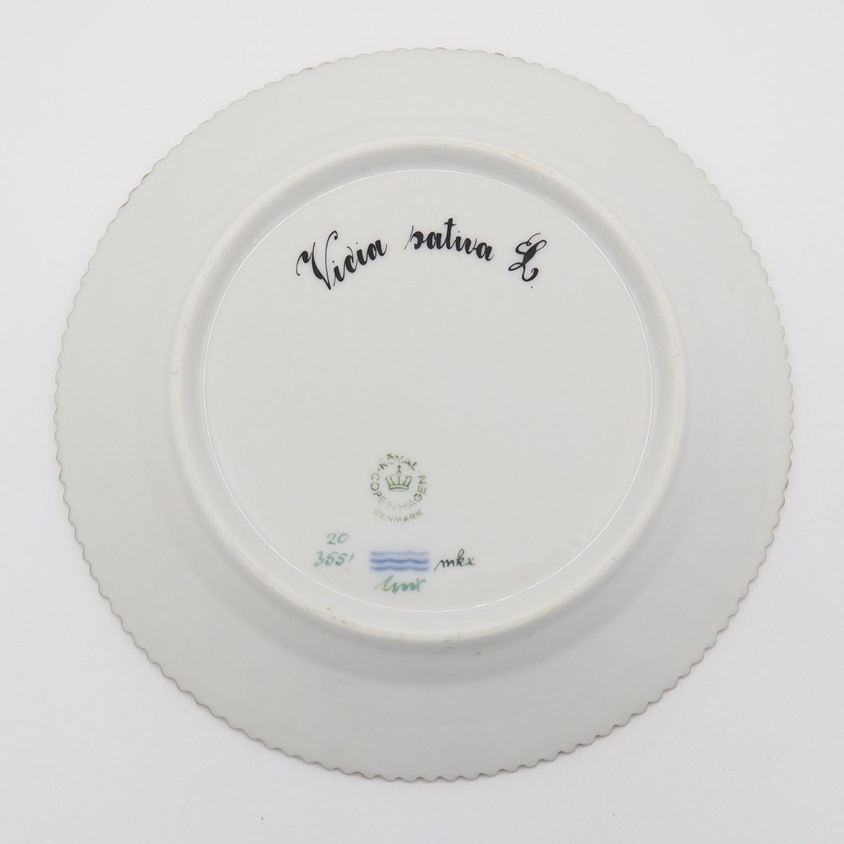 ROYAL COPENHAGEN ロイヤルコペンハーゲン フローラダニカ 17cm お皿 洋食器 プレート k1263