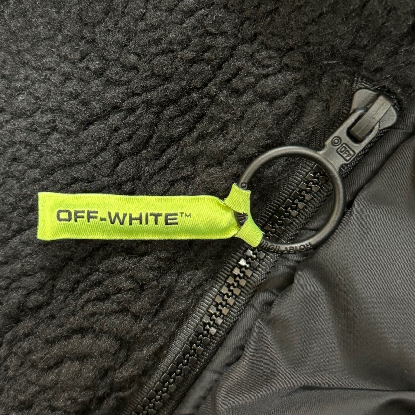 国内正規 OFF-WHITE 20SS Equipment Fleece Jacket OMKI007R20G97001 