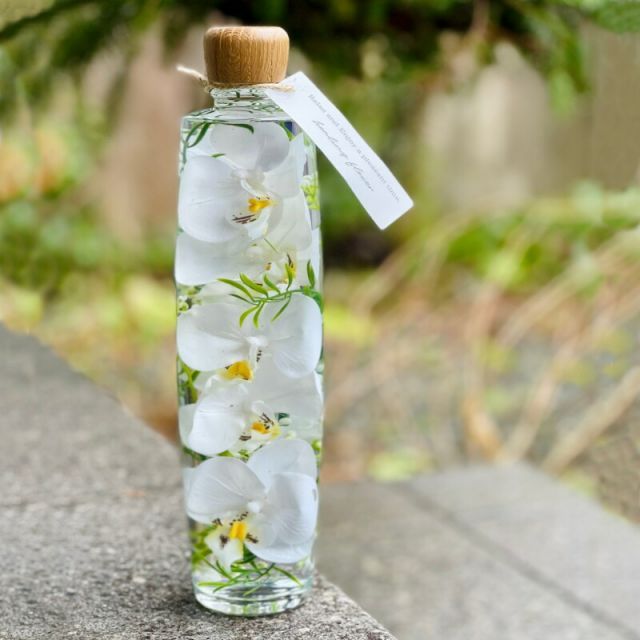 ハーバリウム Herbarium 植物標本 rf-005 ホワイト 円柱型瓶入り 18p 1個入り 高さ6.8cm 箱入り 胡蝶蘭 アーティフィシャルフラワー ギフト インテリア