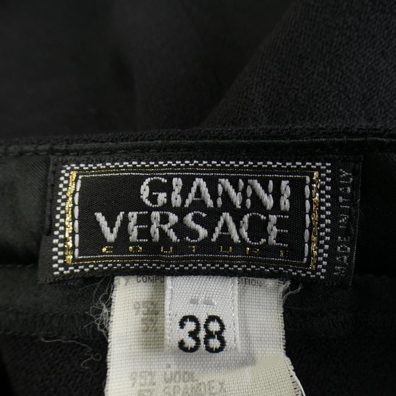 ヴィンテージ】ジャンニヴェルサーチ GIANNI VERSACE スカート