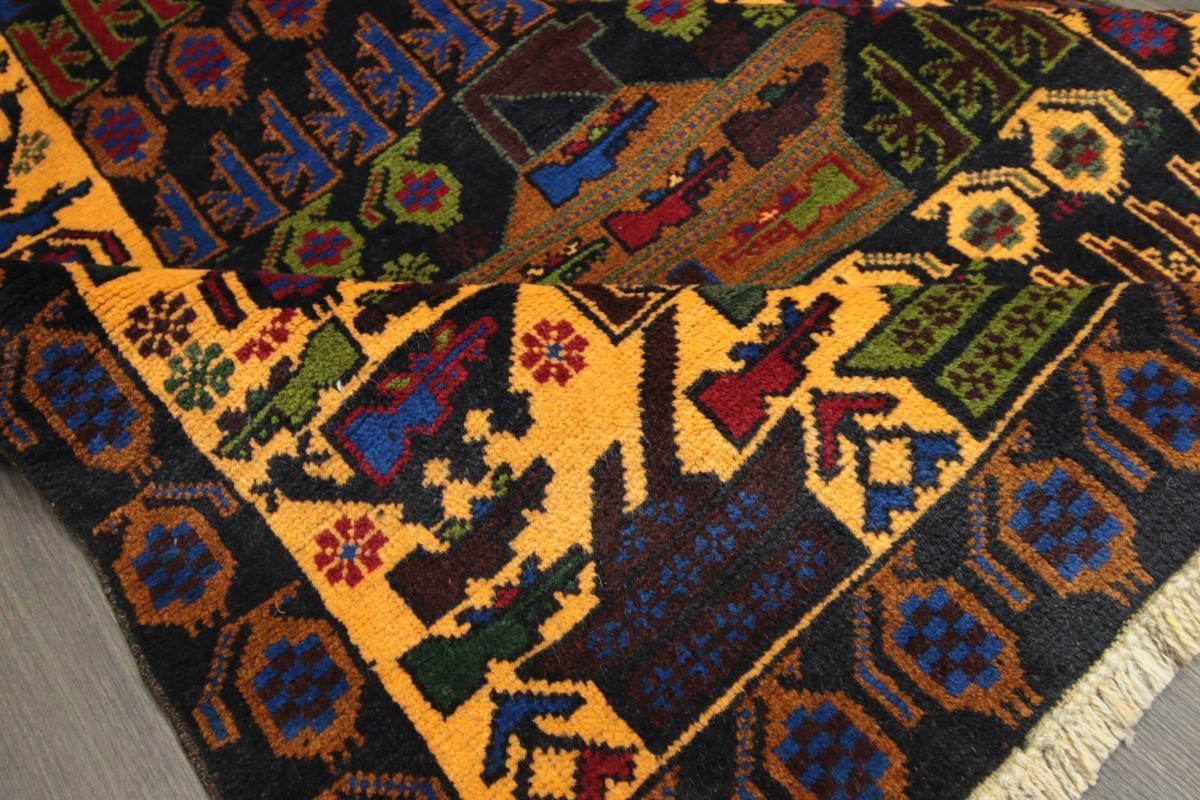 War Rugミリタリーデザイン オールド手織り絨毯 116x195cm＃151