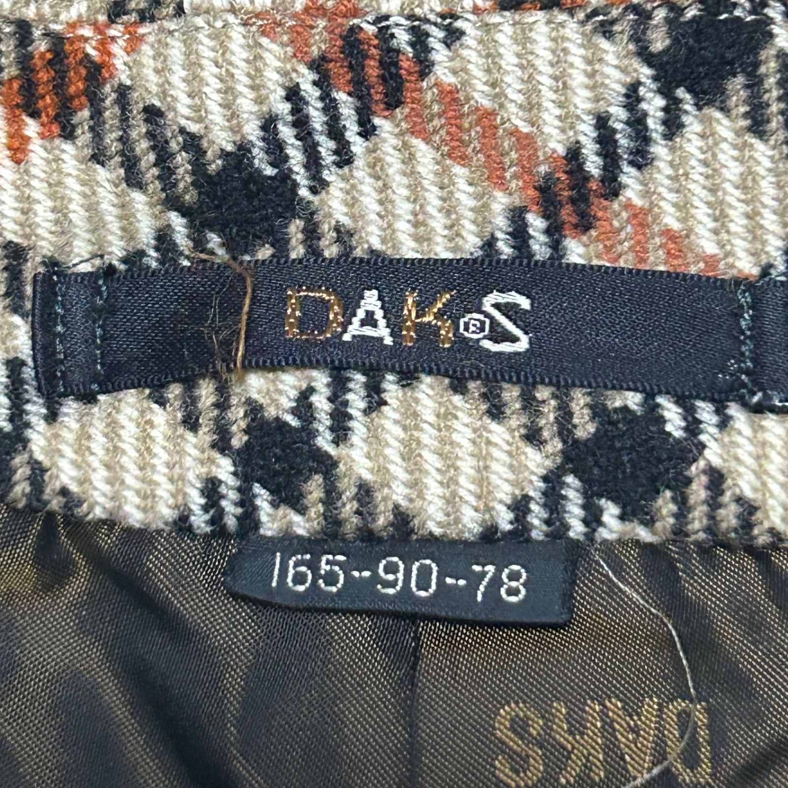 ダックス チェック柄