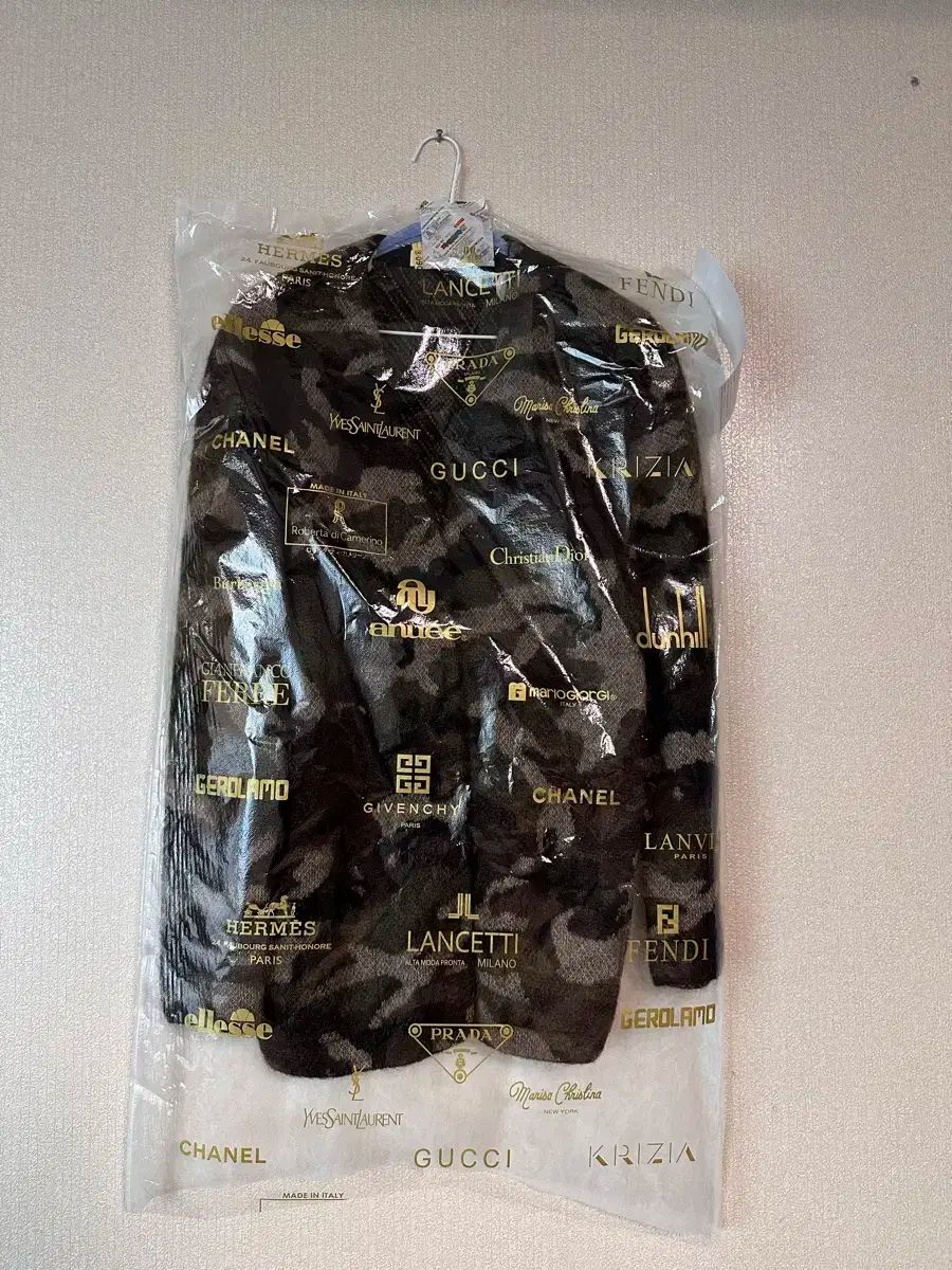 百貨店 14fw Saint Laurent サンローラン モヘア カーディガン - サンダラ 着用