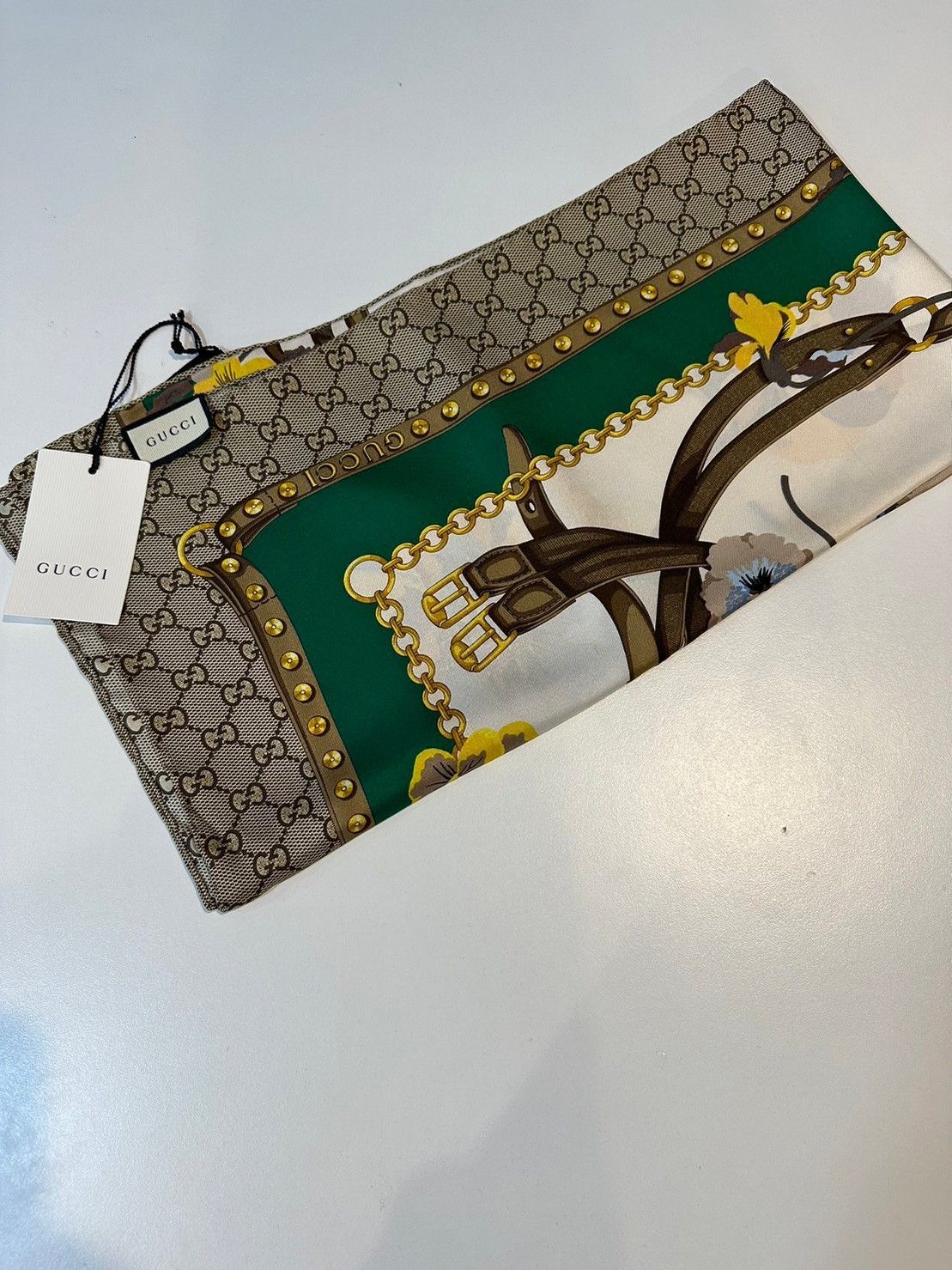 未使用】グッチ GUCCI スカーフ 未使用品 タグ付き 508796 3G001 3775 