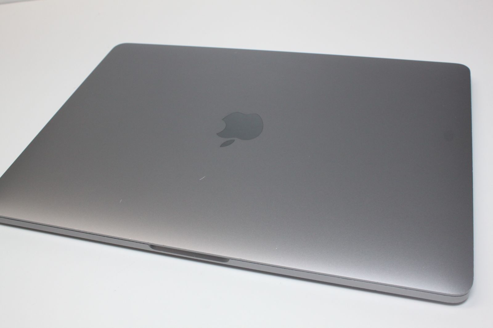 MacBook Pro（13インチ,2017,Thunderbolt 3ポートx 4）256GB/16GB