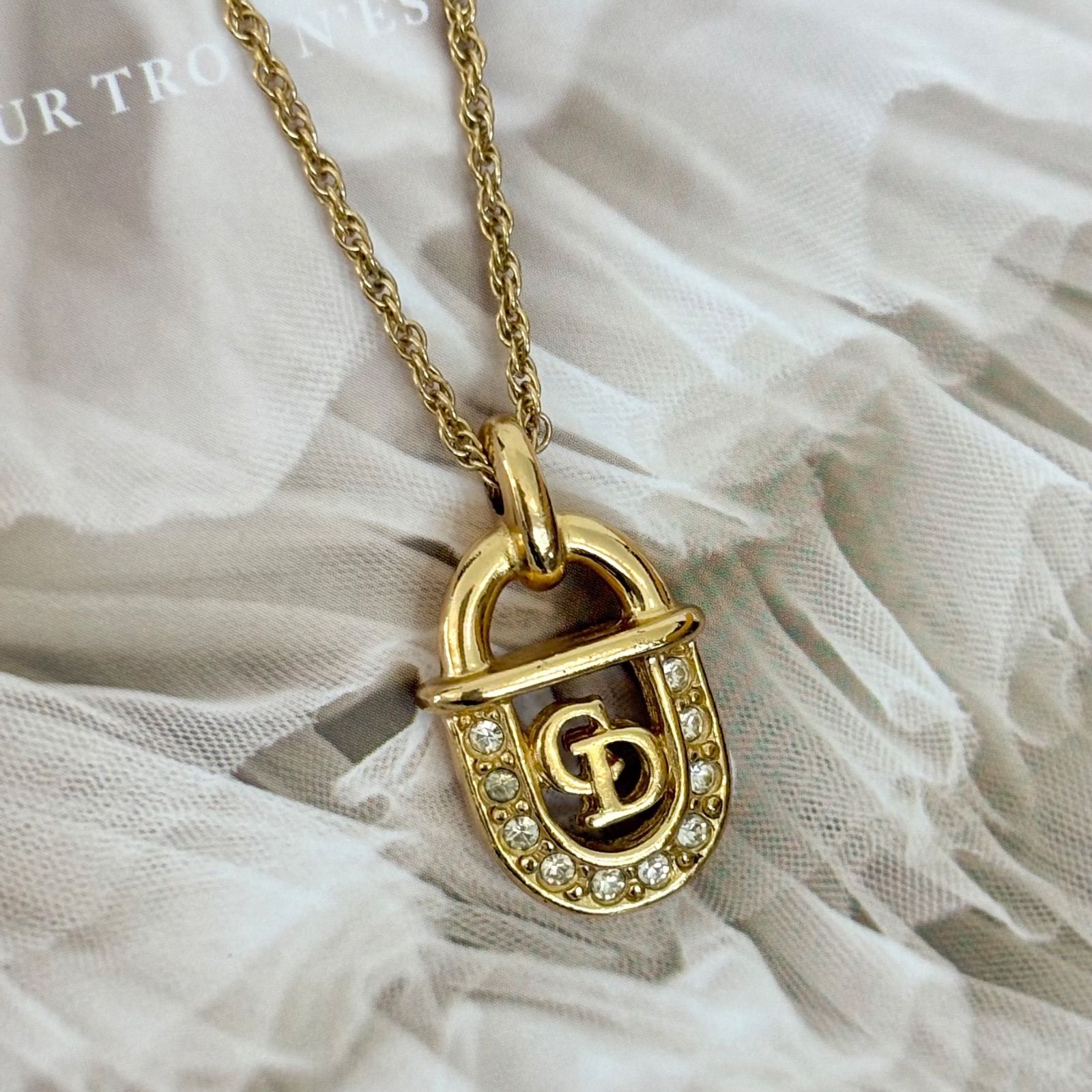 n.yy02 専用 Dior ロック型ペンダントネックレス 美品】クリスチャンディオール ネックレス 南京錠モチーフ ロゴ