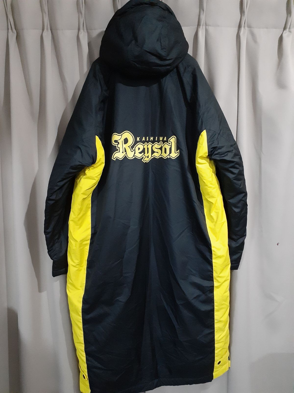 柏レイソル ベンチコート