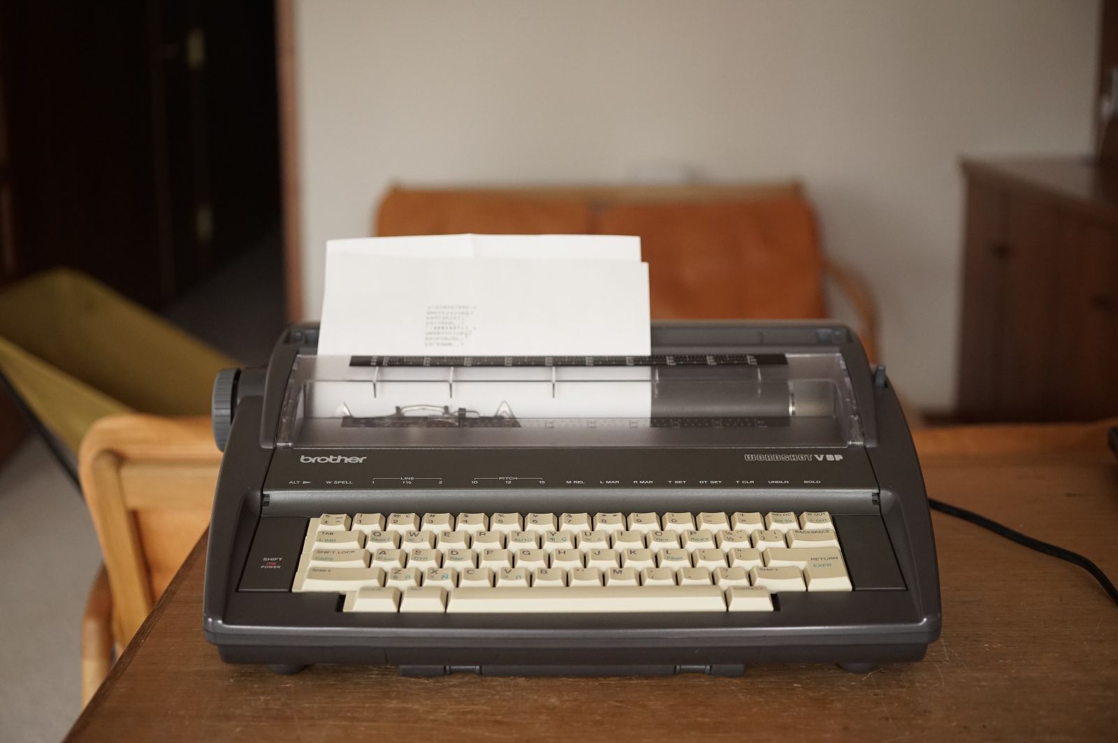 ブラザー 電子タイプライター WORLD SHOT V 中古品 Amazon.co.jp